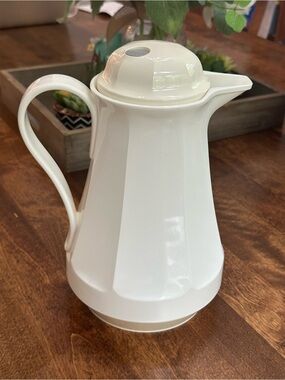 Vintage 1982 Thermos Carafe Christa No. 430 Made in W Germany 32 fl.oz EUC